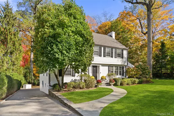 Scarsdale, NY 10583,9 Broadmoor RD