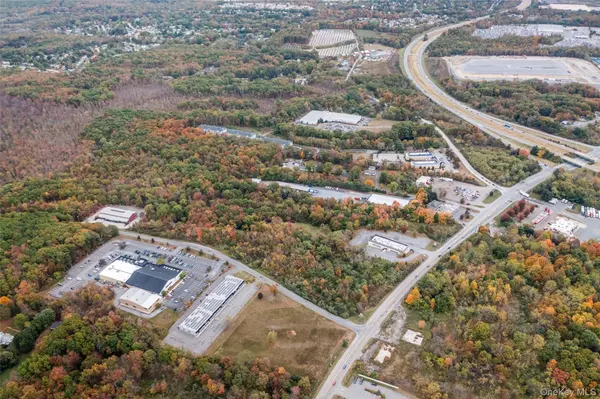 Newburgh, NY 12550,Route 17K At Racquet Road