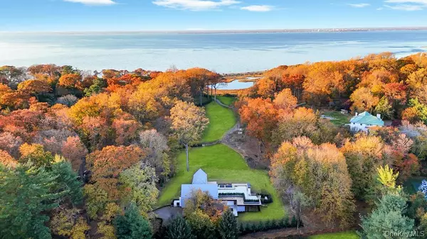 Lloyd Harbor, NY 11743,28 Watch Way