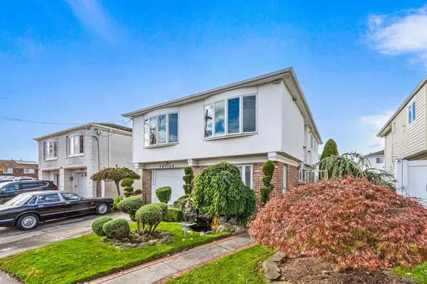 Howard Beach, NY 11414,16148 84th ST