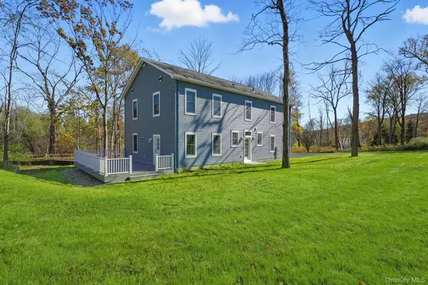 Patterson, NY 12563,40 Cushman RD