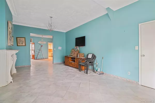 Brooklyn, NY 11209,342 93rd ST