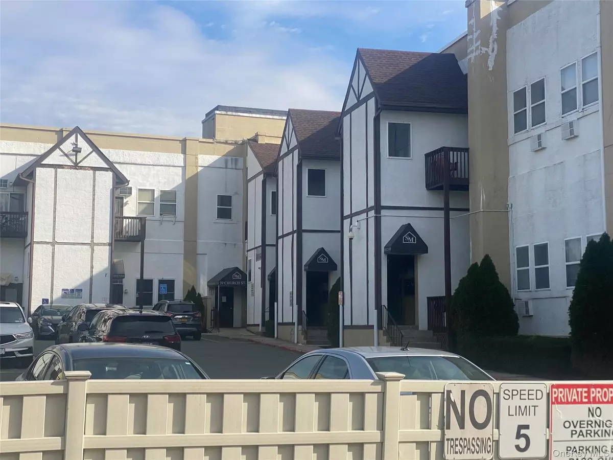 Port Jervis, NY 12771,39 Church ST #22