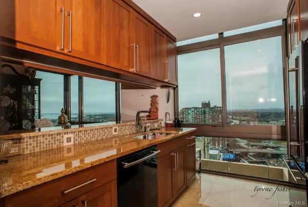 New Rochelle, NY 10801,175 Huguenot ST #2403