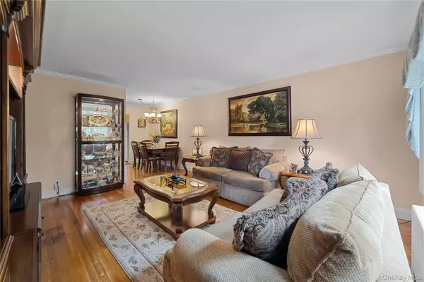 Brooklyn, NY 11214,301 Bay 19th ST #B