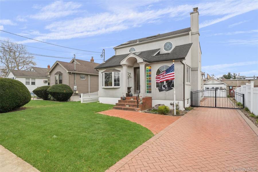 107 1st PL, Bellmore, NY 11710