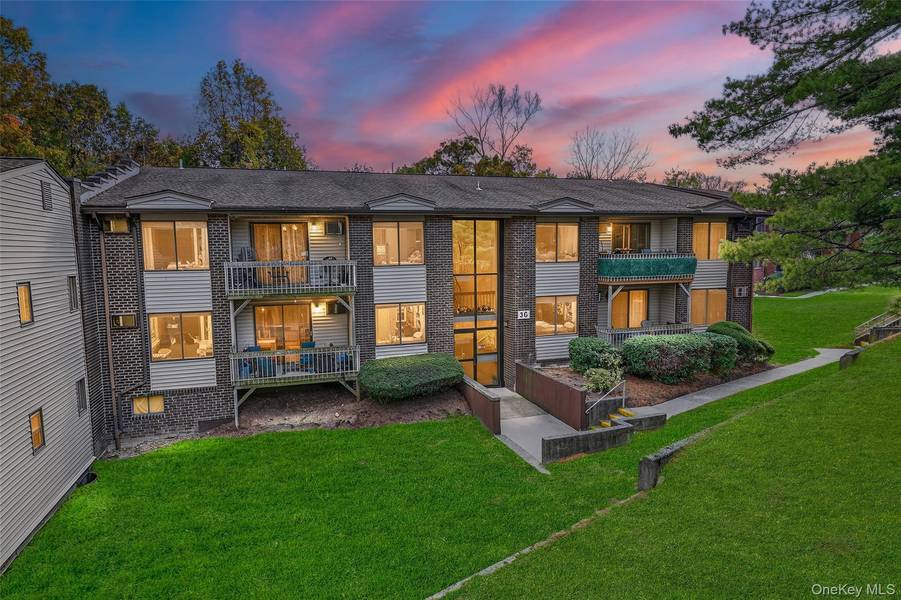 366 Country Club LN, Pomona, NY 10970