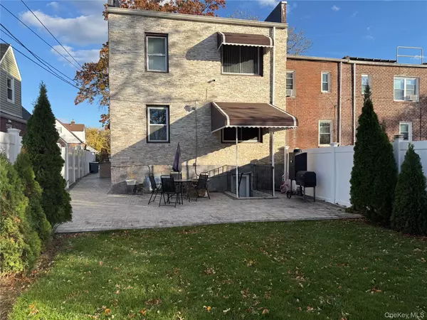 Cambria Heights, NY 11411,11460 226th ST #1