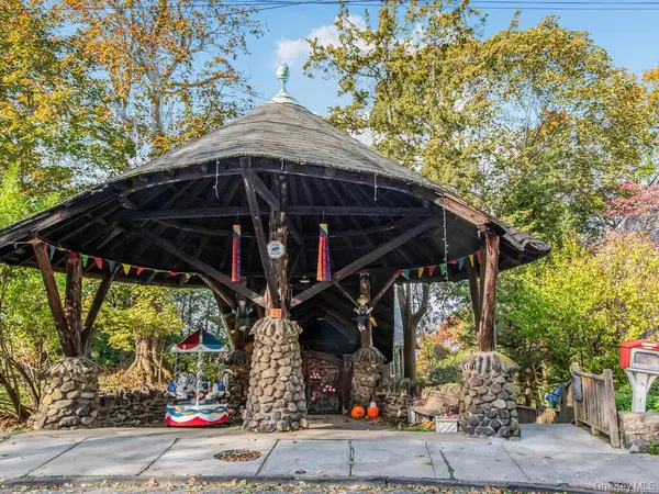 Yonkers, NY 10705,83 Alta AVE