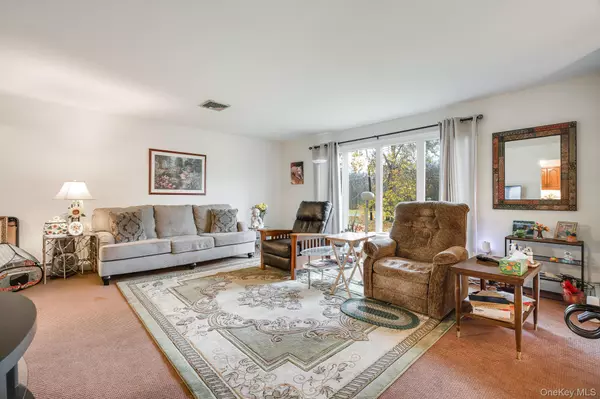 Hopewell Junction, NY 12533,634 Route 82