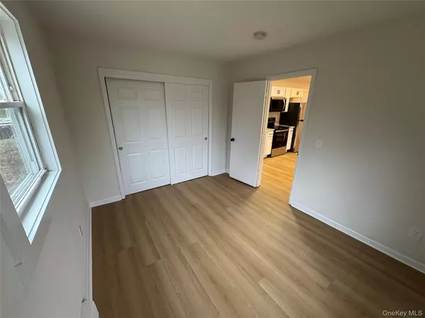 Hyde Park, NY 12538,98 E Market ST #D3