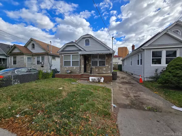 Jamaica, NY 11434,161-26 129th AVE