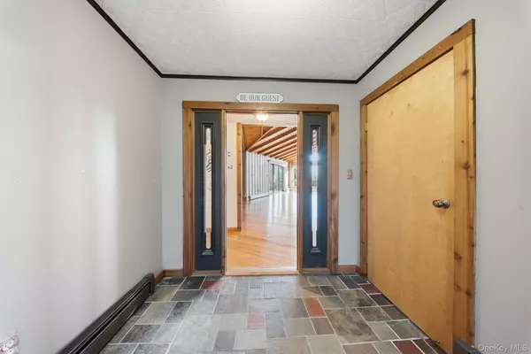 Bloomingburg, NY 12721,137 Highview TER