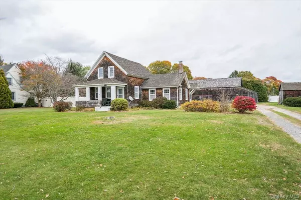 Bohemia, NY 11716,811 Locust AVE