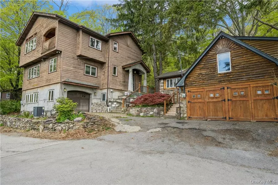 17 Seneca HL, Greenwood Lake, NY 10925