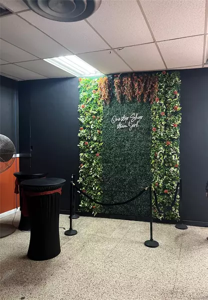 4559 White Plains RD, Bronx, NY 10470