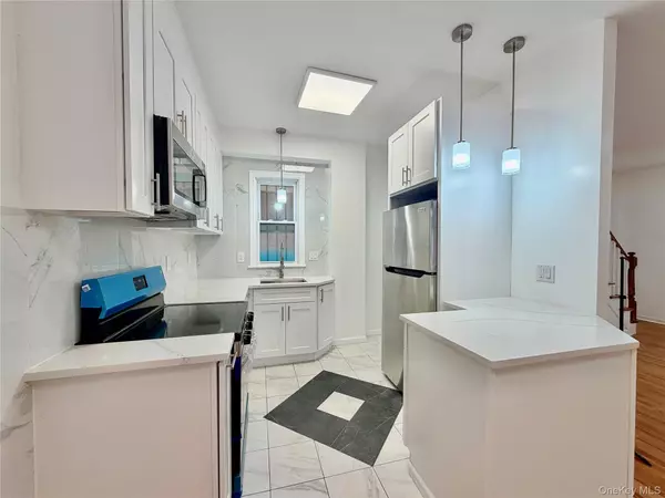 Bronx, NY 10473,2225 Cincinnatus AVE