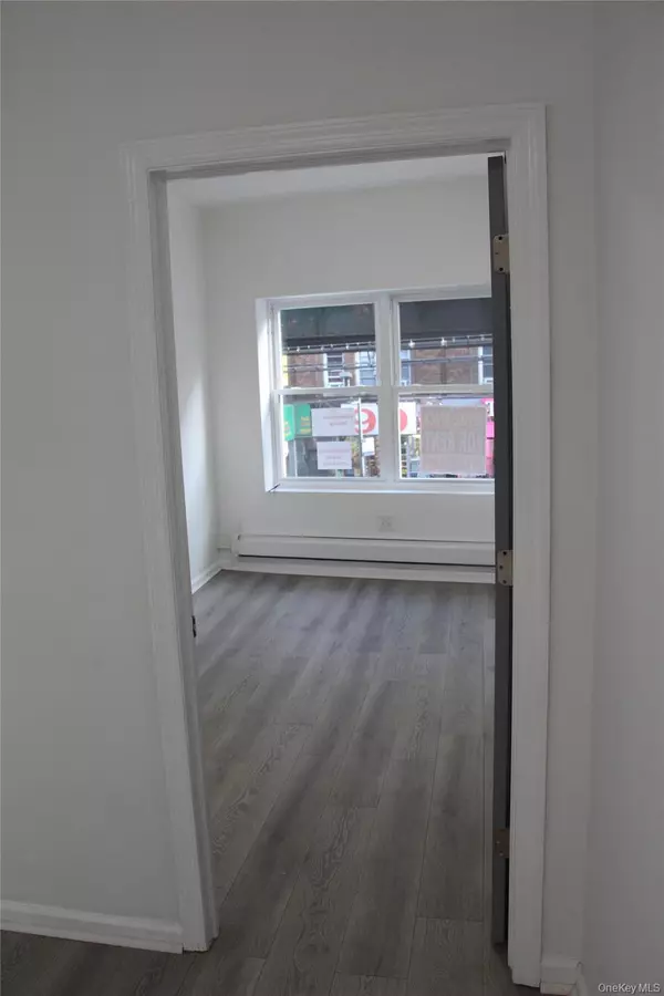 Richmond Hill, NY 11419,11801 Liberty