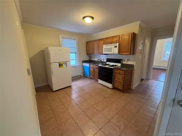 Flushing, NY 11354,30-16 154th ST #2