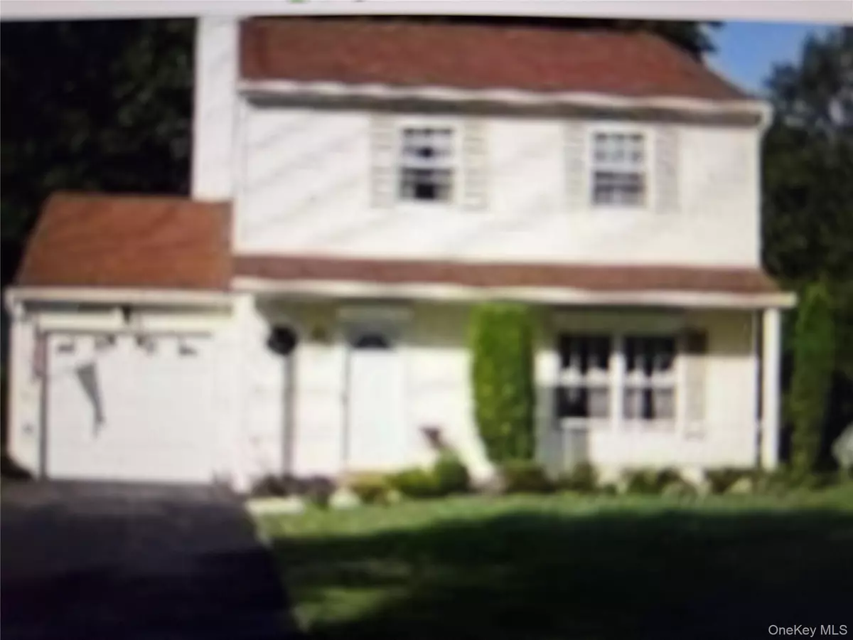 Coram, NY 11727,12 Thrush PATH