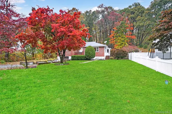 Garrison, NY 10524,56 Aqueduct RD