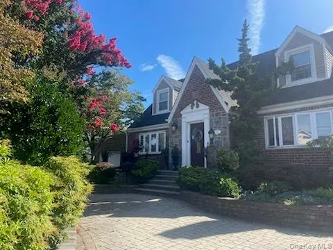 214 Covert AVE #1, Floral Park, NY 11001