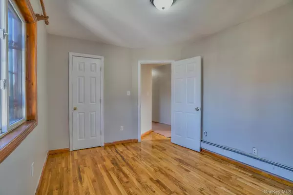 South Ozone Park, NY 11420,13048 129th ST