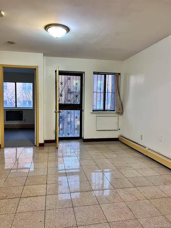 Corona, NY 11368,37-30 103 ST #2B