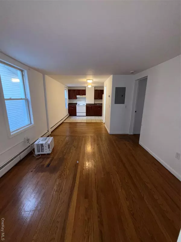 Poughkeepsie, NY 12601,58 Gifford AVE #2