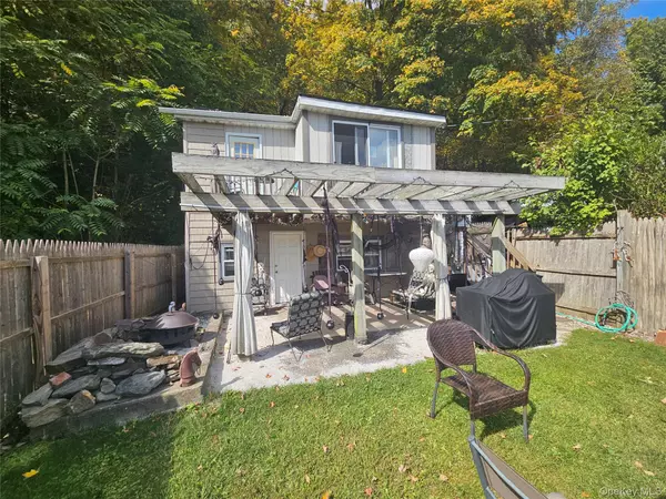 Greenwood Lake, NY 10925,657 Jersey AVE