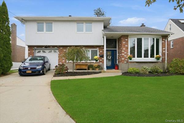 Merrick, NY 11566,1800 Carlisle PL