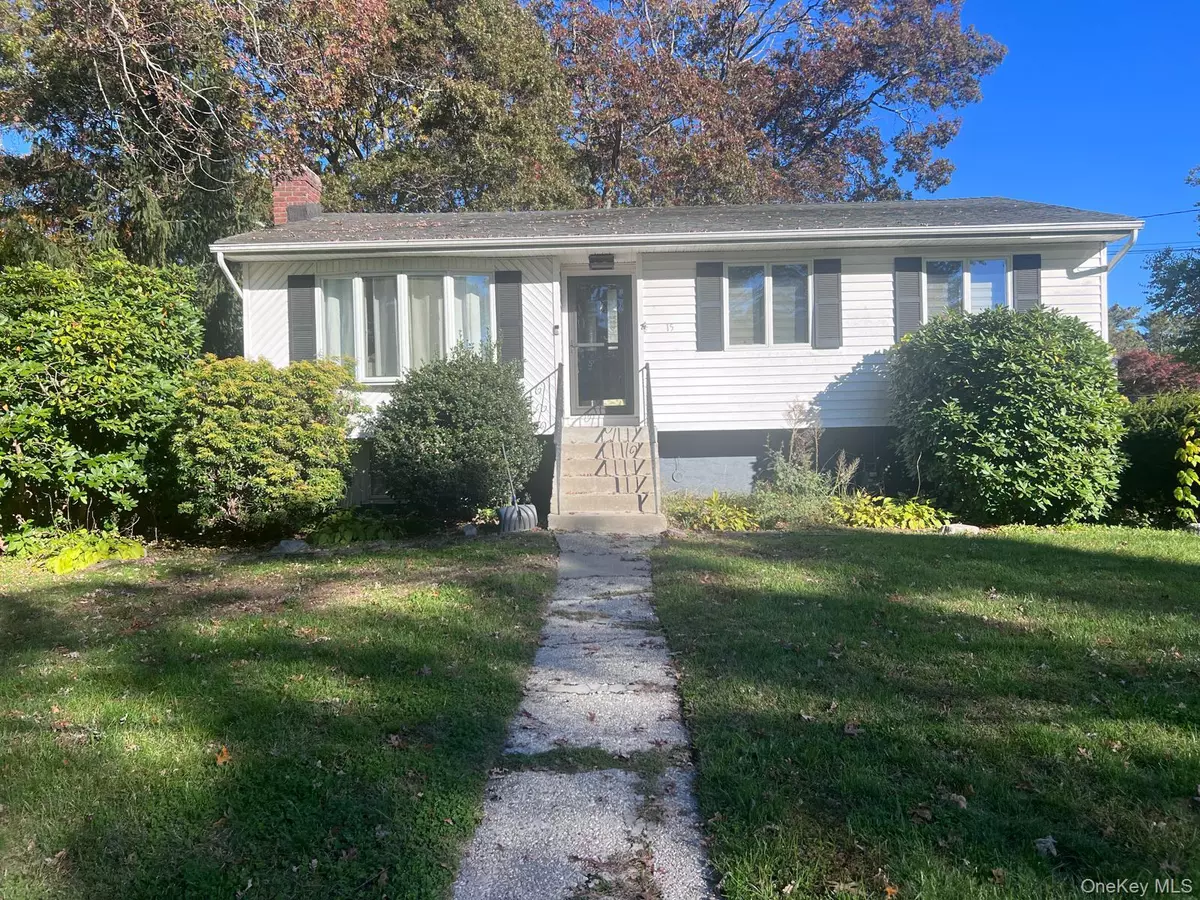 Port Jefferson Station, NY 11776,15 Wenmore LN