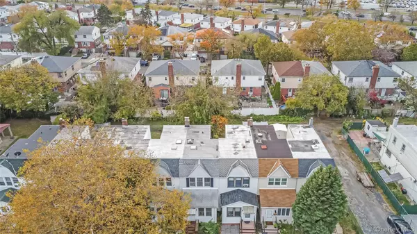 Whitestone, NY 11357,23-38 144th ST