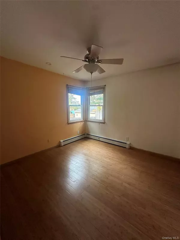 Rocky Point, NY 11778,9 Phoenix RD