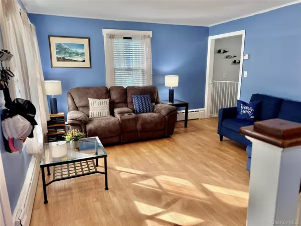 Port Washington, NY 11050,25 School ST