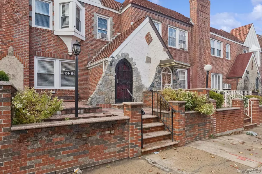 131-18 226th ST, Laurelton, NY 11413