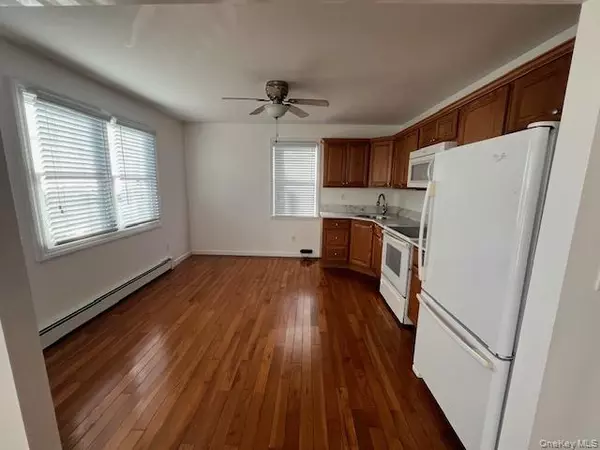 Amityville, NY 11701,15 Lee PL