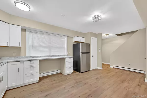 Kiamesha Lake, NY 12751,11 Kathleen CT