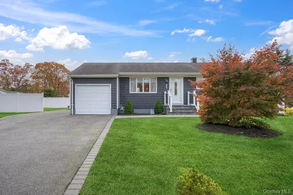 1584 Church ST, Holbrook, NY 11741