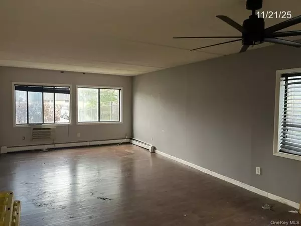 Nanuet, NY 10954,600 Tudor HL