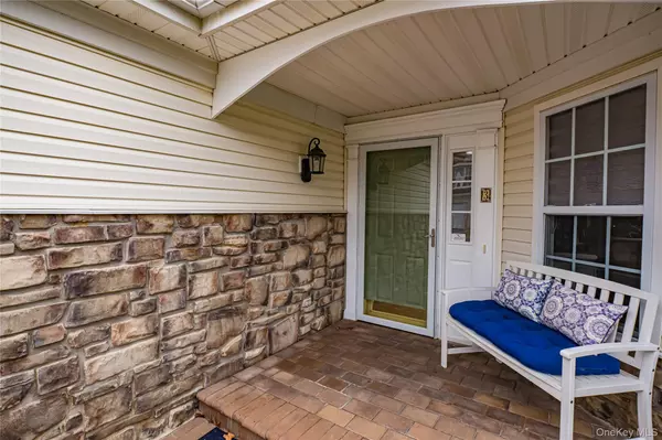 Middle Island, NY 11953,3 Sophia DR