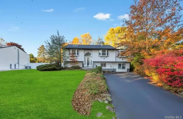 Dix Hills, NY 11746,29 Dillon DR