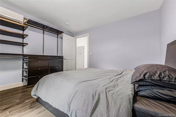 Rego Park, NY 11374,6538 Austin ST #2A