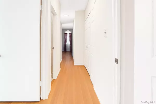 Bronx, NY 10459,1017 Faile ST #1017B