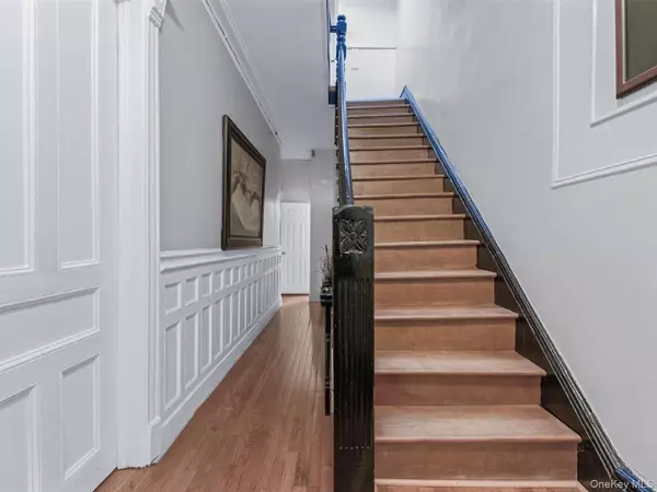 Brooklyn, NY 11233,750 Halsey ST