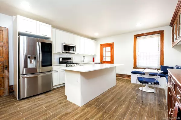 New York (manhattan), NY 10031,594 W 152nd ST