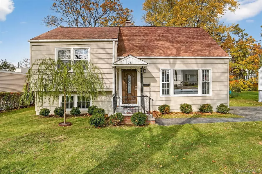 25 Rugby RD, Yonkers, NY 10710