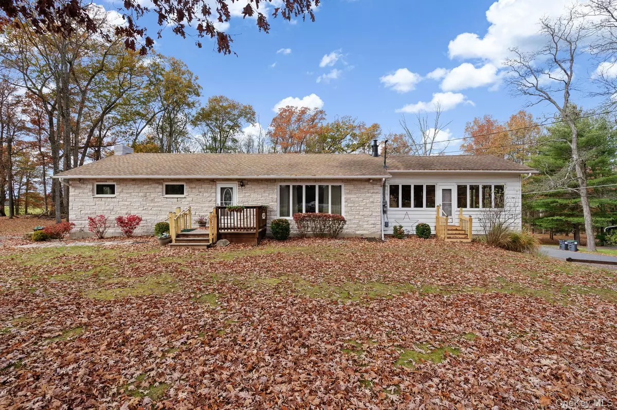 Wallkill, NY 12589,7 Red Top RD #2