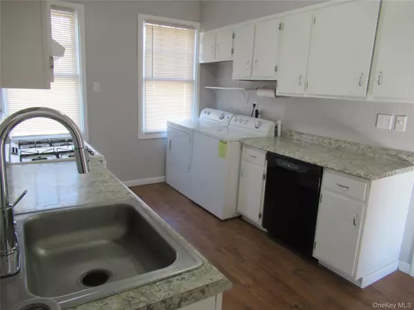 Port Jervis, NY 12771,26 Glass ST