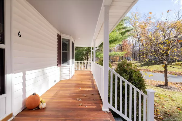 Rhinebeck, NY 12572,6 Somers DR